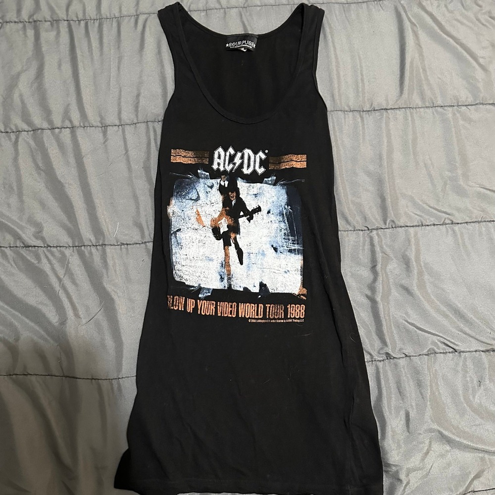 Sourpuss‎ AC/DC BLOW UP YOUR VIDEO WORLD  TOUR 1988 graphic tee
